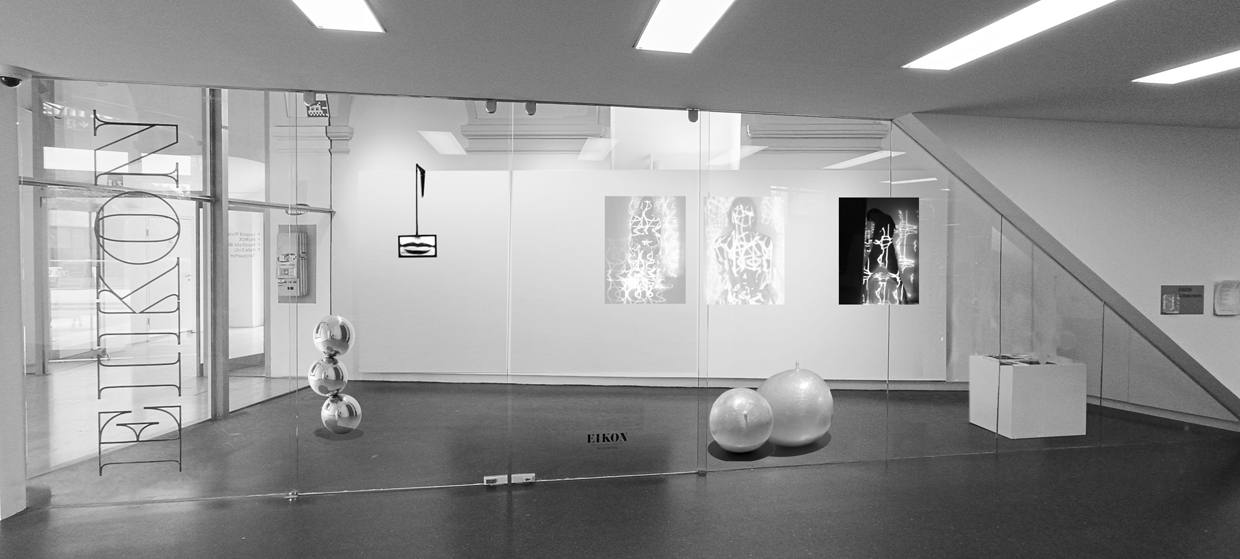 Exhibition ---Parallel Media -
                  Barbara Doser || Hofstetter Kurt -- EIKON show room,
                  MQ Vienna